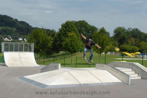 Urban Design Skate-Park / Bowl